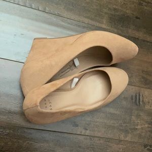 nude wedge heels
